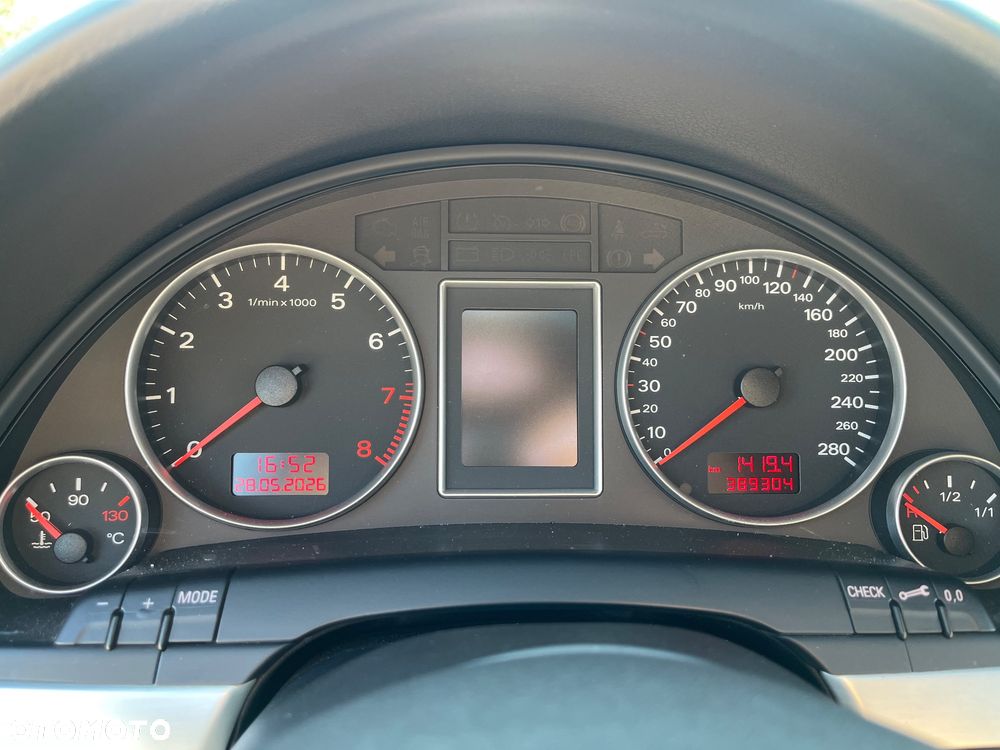Audi A4 Limousine 2.0 T FSI - 12