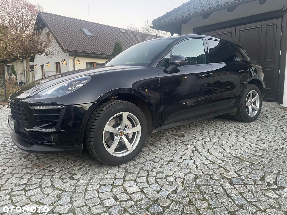 Porsche Macan - 1