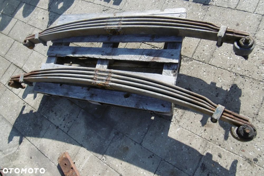 Resor przód Scania 4 R - 1