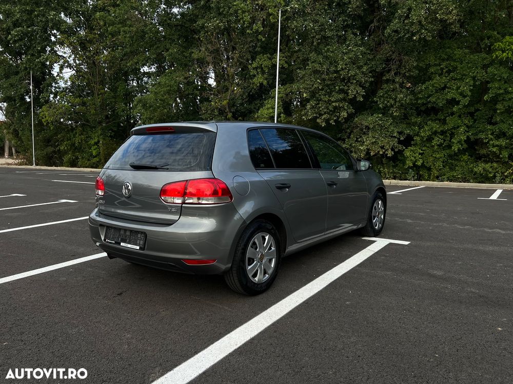 Volkswagen Golf - 4