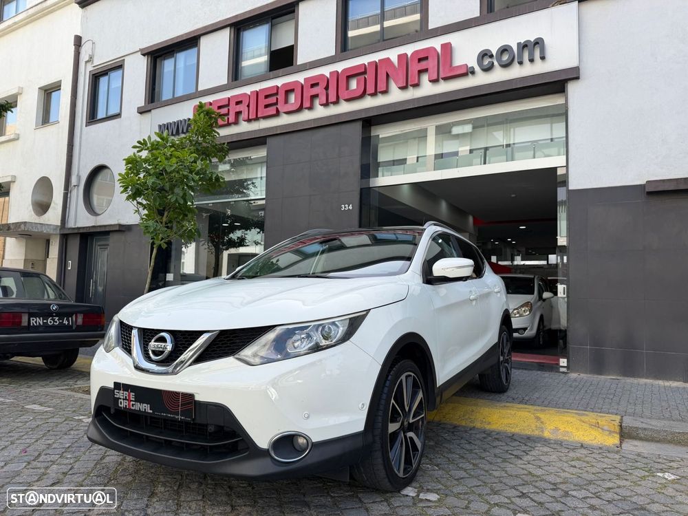 Nissan Qashqai 1.6 dCi Tekna Premium - 1