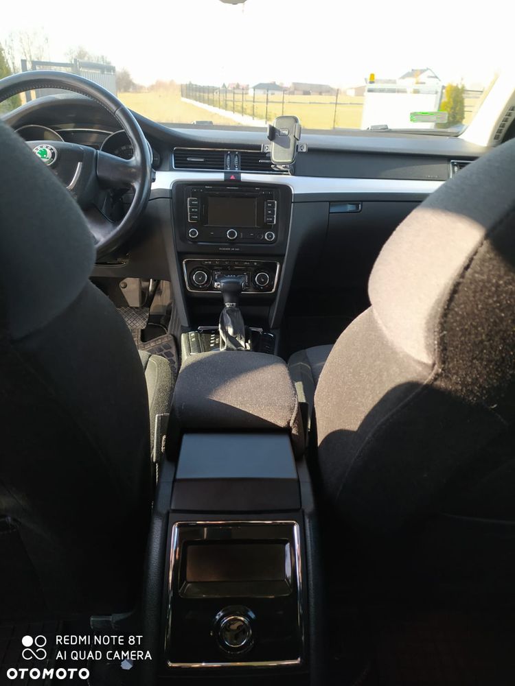 Skoda Superb 2.0 TDI DSG Comfort - 12