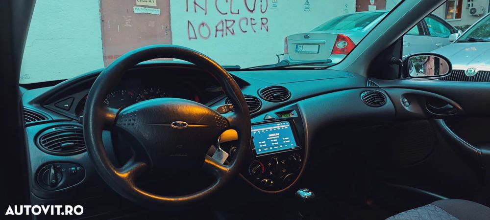 Ford Focus Wagon 1.8TD - 17
