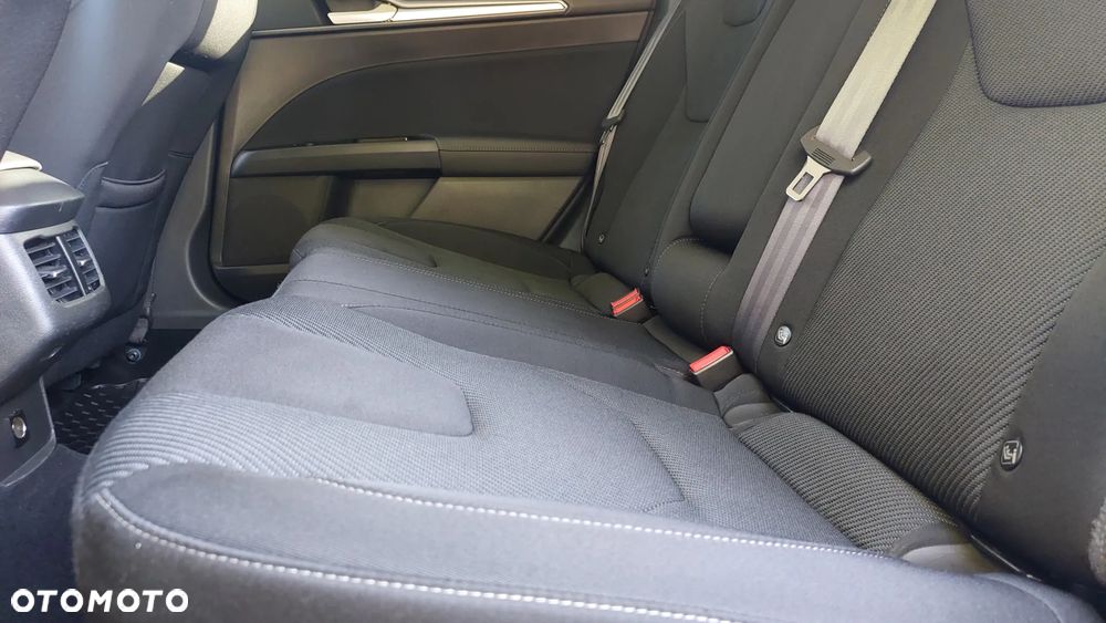 Ford Mondeo 2.0 TDCi Titanium - 17