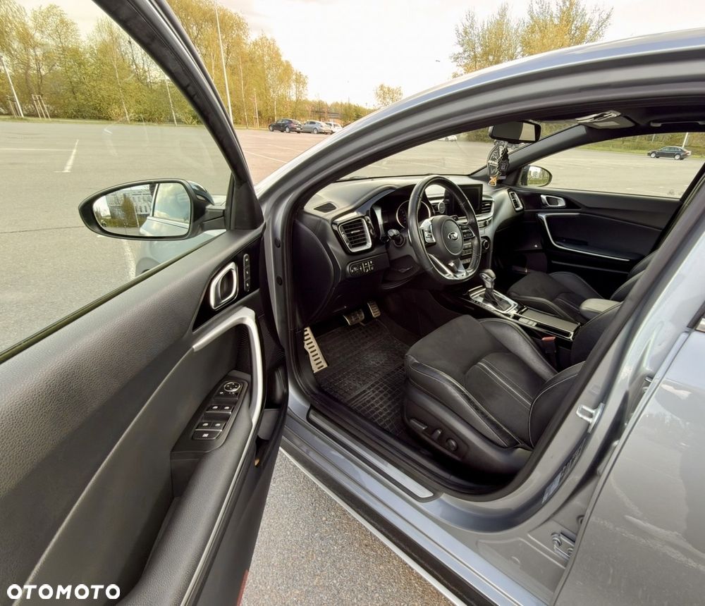 Kia ProCeed 1.6 CRDi DCT7 SCR GT LINE - 11