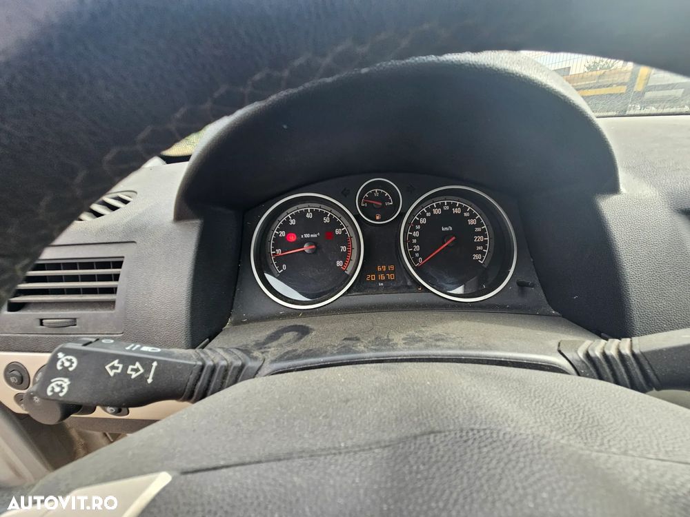 Opel Astra - 6