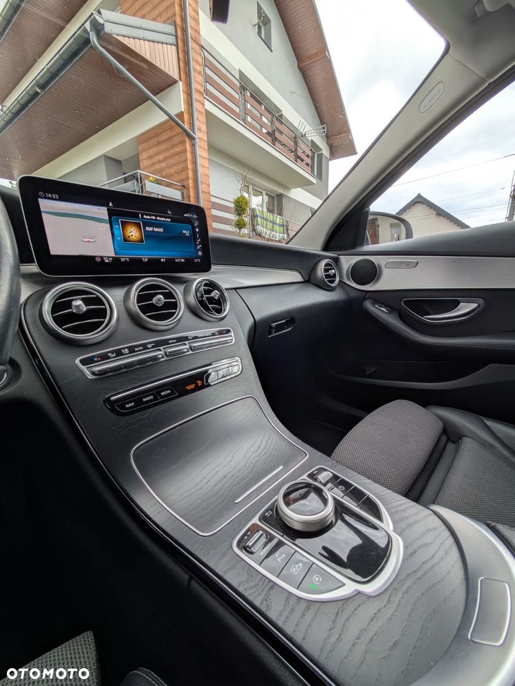 Mercedes-Benz Klasa C 220 d 9G-TRONIC Avantgarde - 8