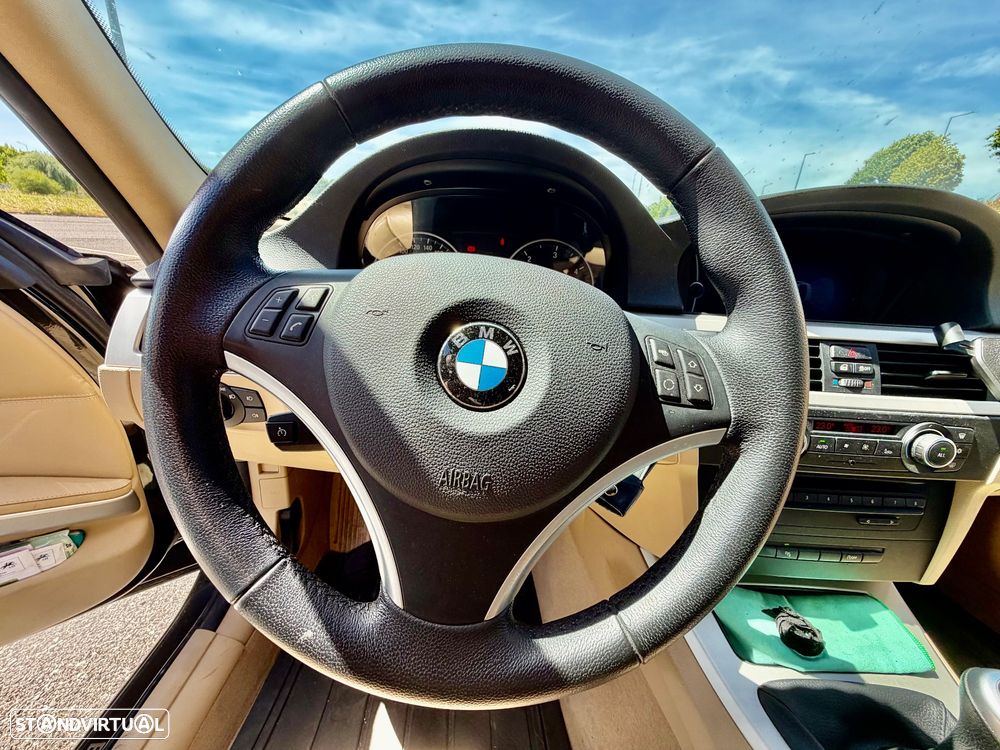 BMW 320 d EfficientDynamics Navigation - 20