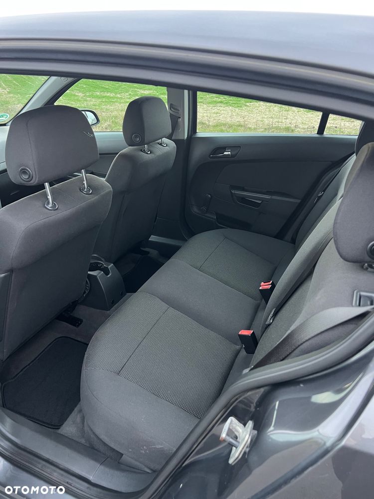 Opel Astra 1.6 Color Edition - 7