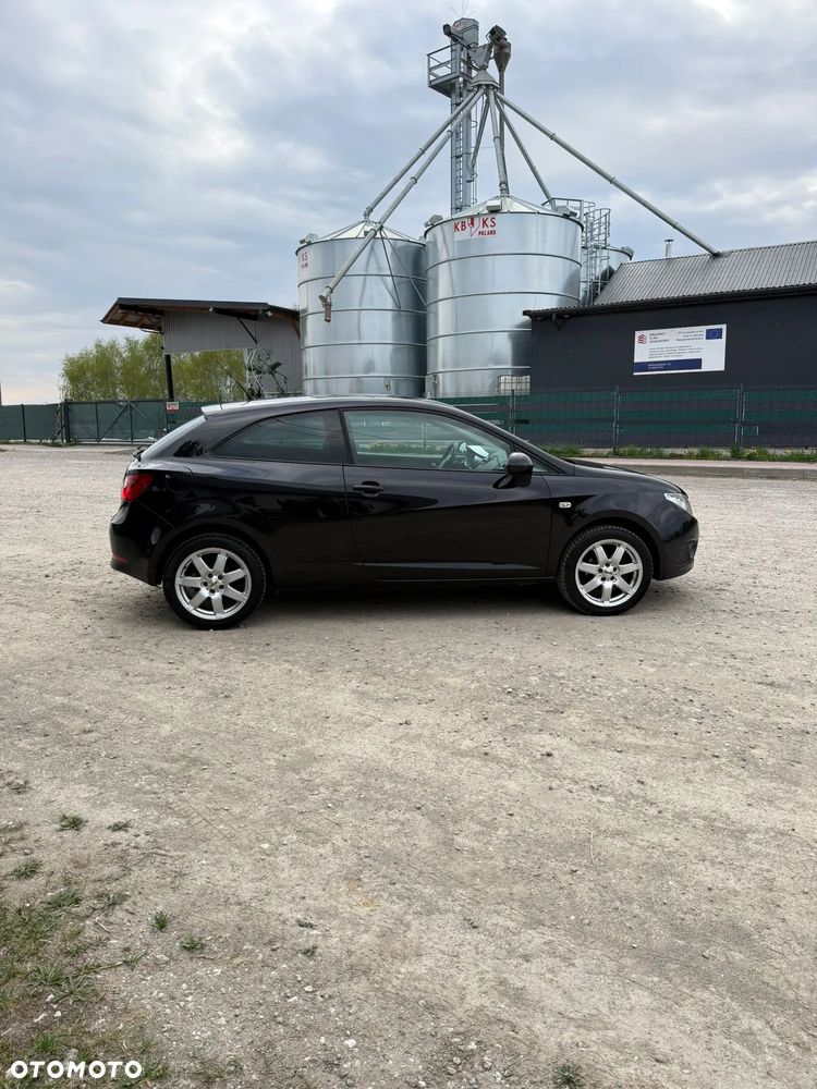 Seat Ibiza 1.6 16V Reference - 9
