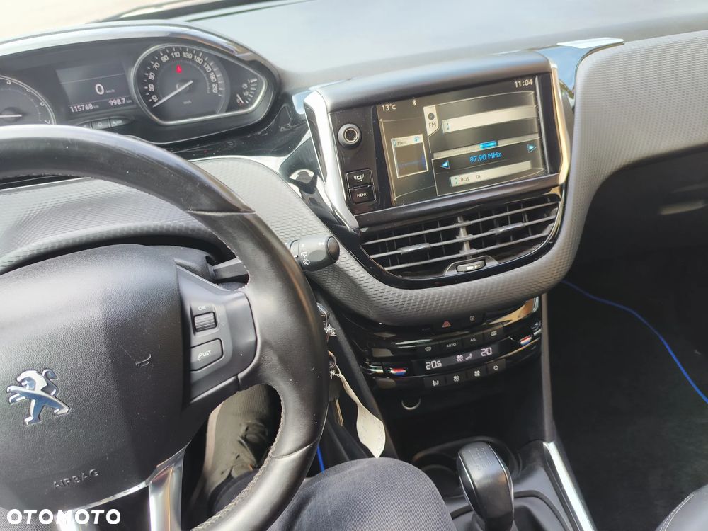 Peugeot 2008 PureTech 82 Allure - 12