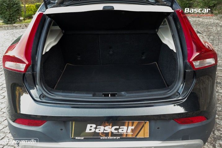 Volvo V40 Cross Country 1.6 D2 VOR Powershift - 9