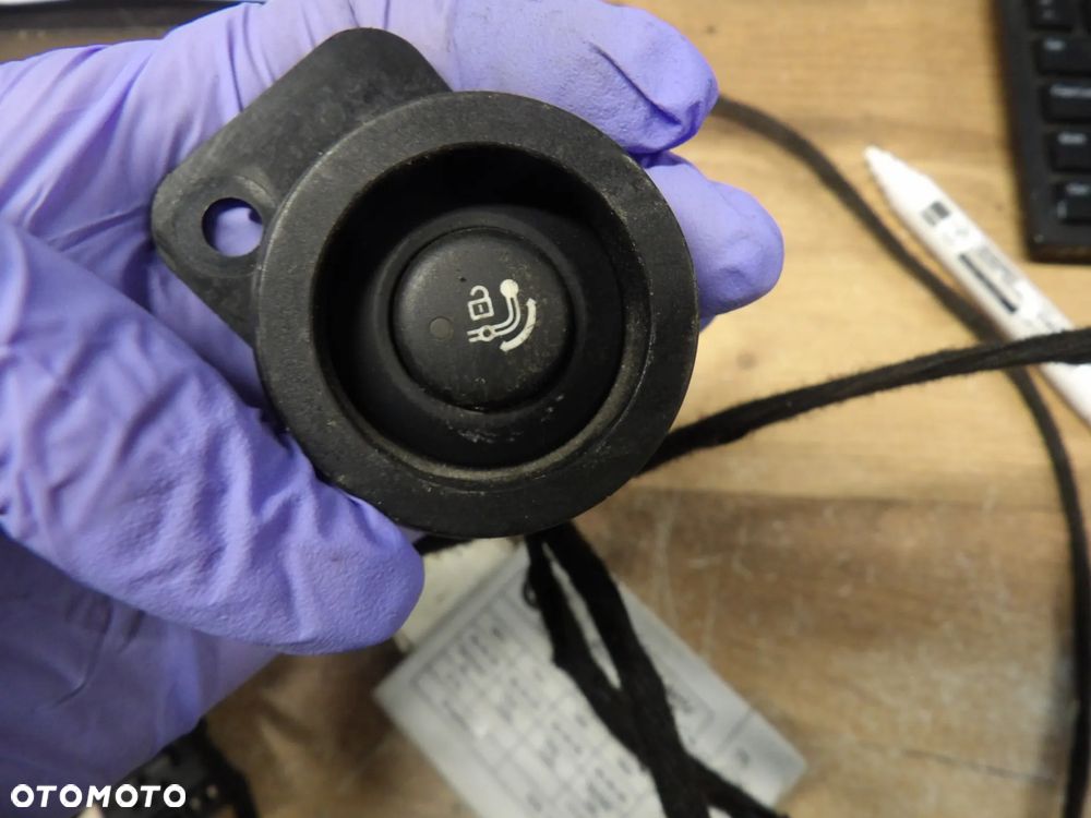 BMW - E90,E91 - MODUŁ HAKA - PRZYCISK - WIĄZKA PRZEWODÓW - KOMPLET - 6772731  6942608 - 3