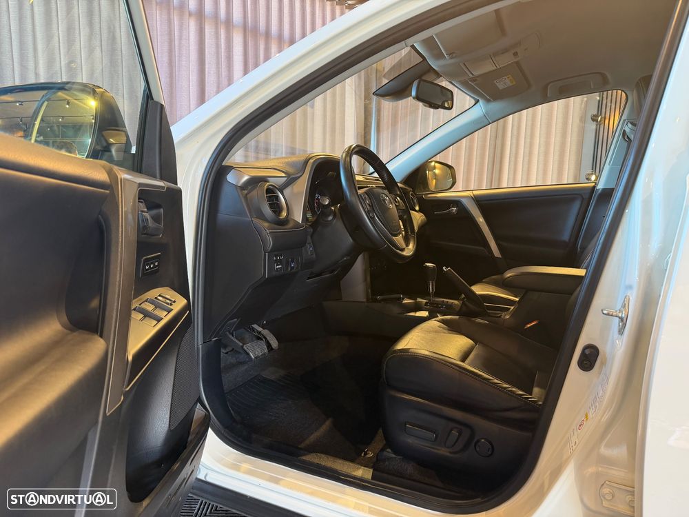 Toyota RAV4 2.5 HSD Comfort+P.Sport - 16