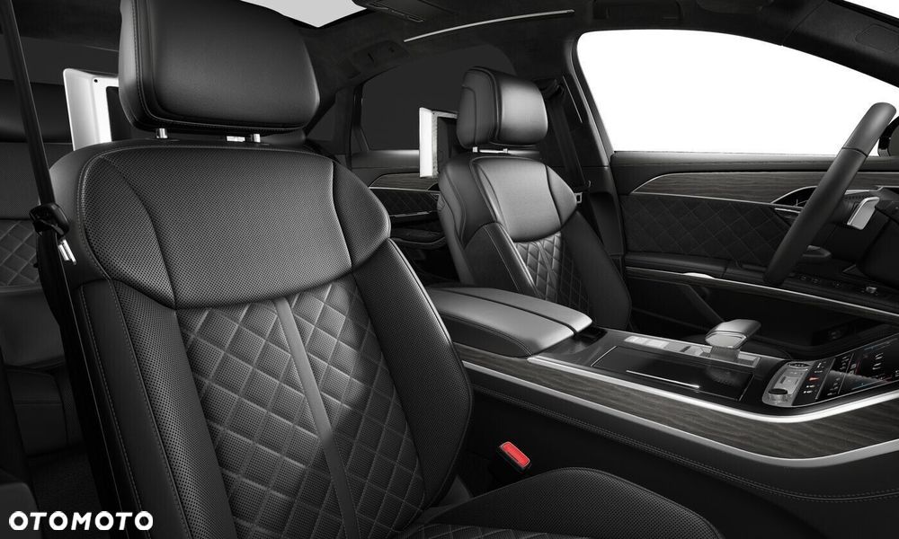 Audi A8 - 3