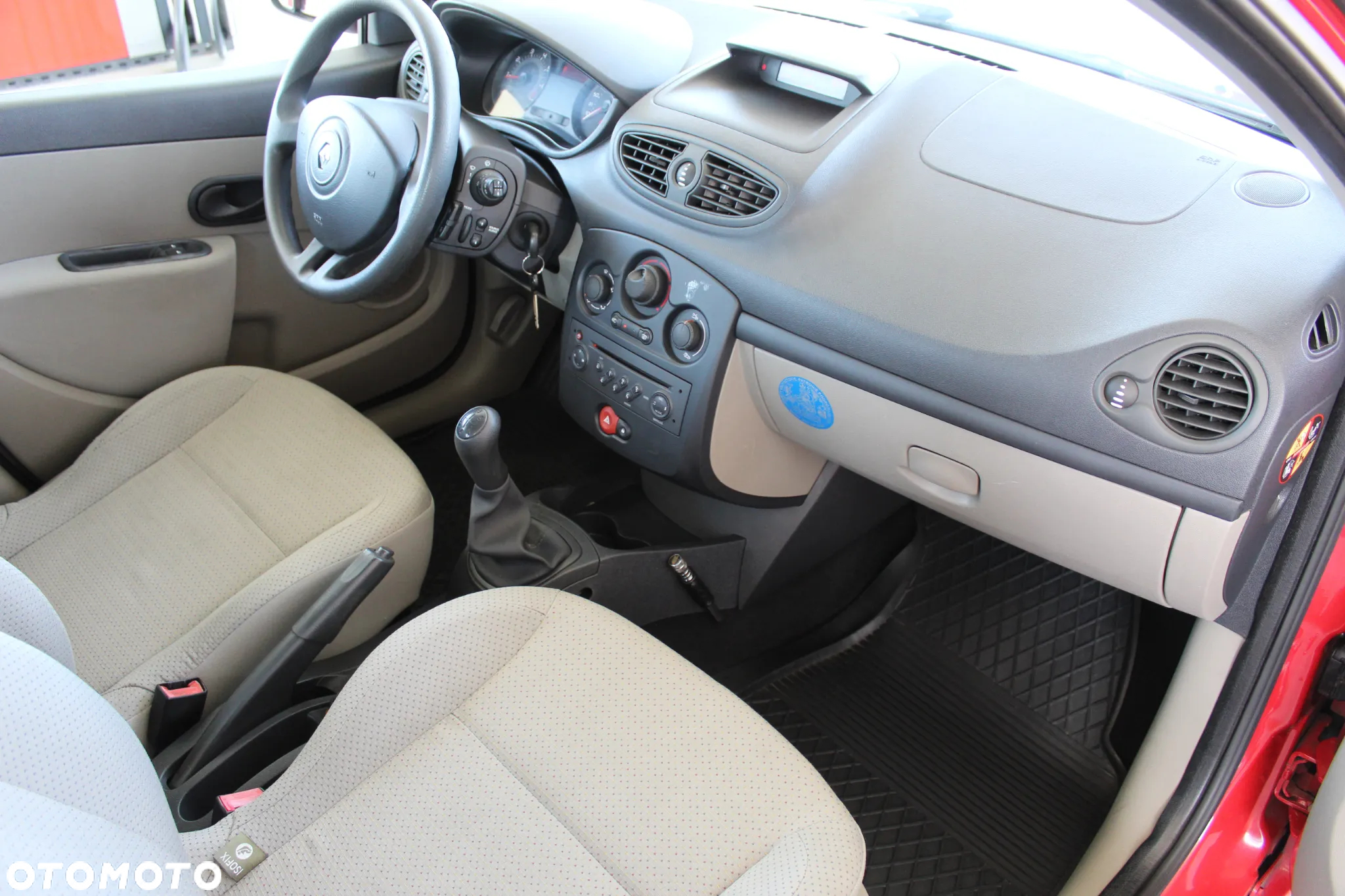 Renault Clio 1.2 16V Alize - 10