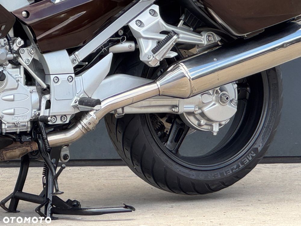 Yamaha FJR - 26
