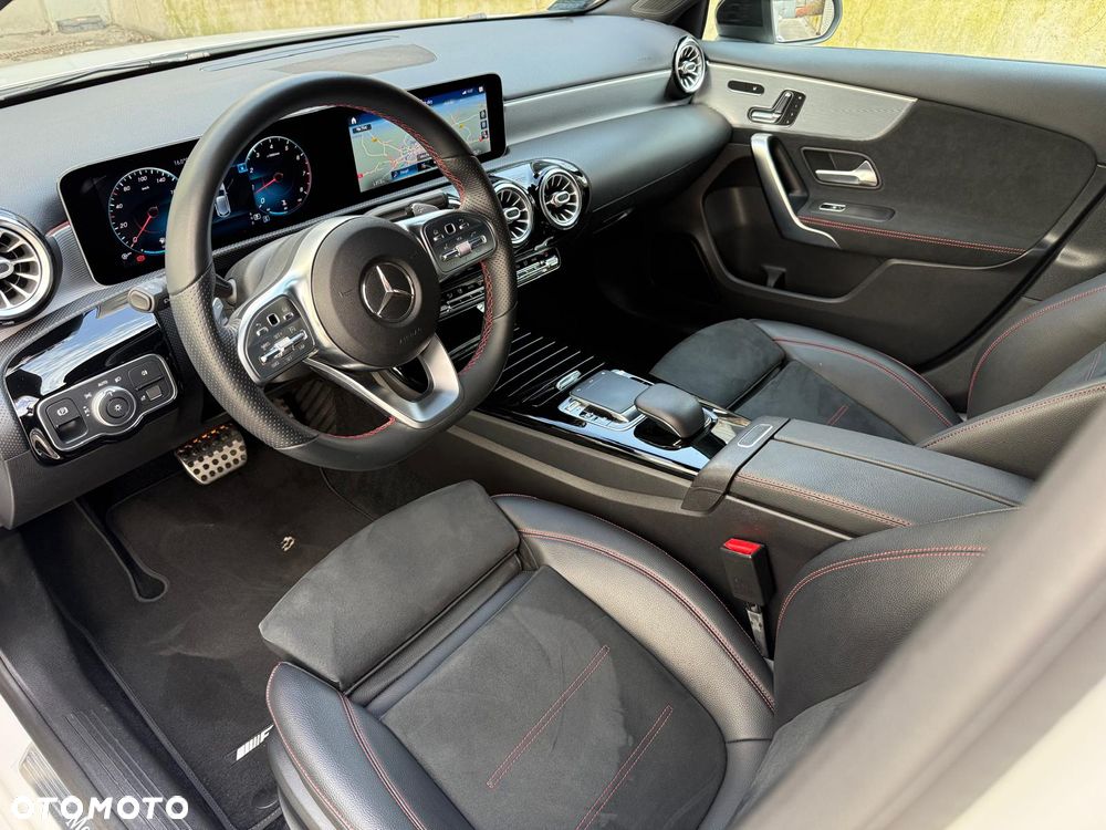Mercedes-Benz Klasa A 220 4-Matic AMG Line 7G-DCT - 10
