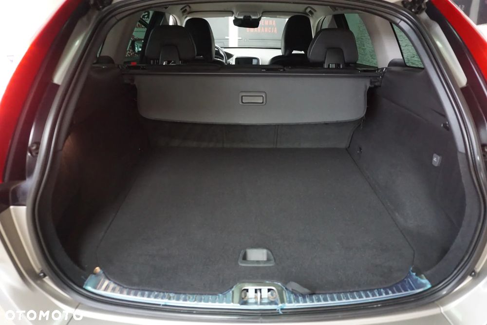 Volvo XC 60 - 18