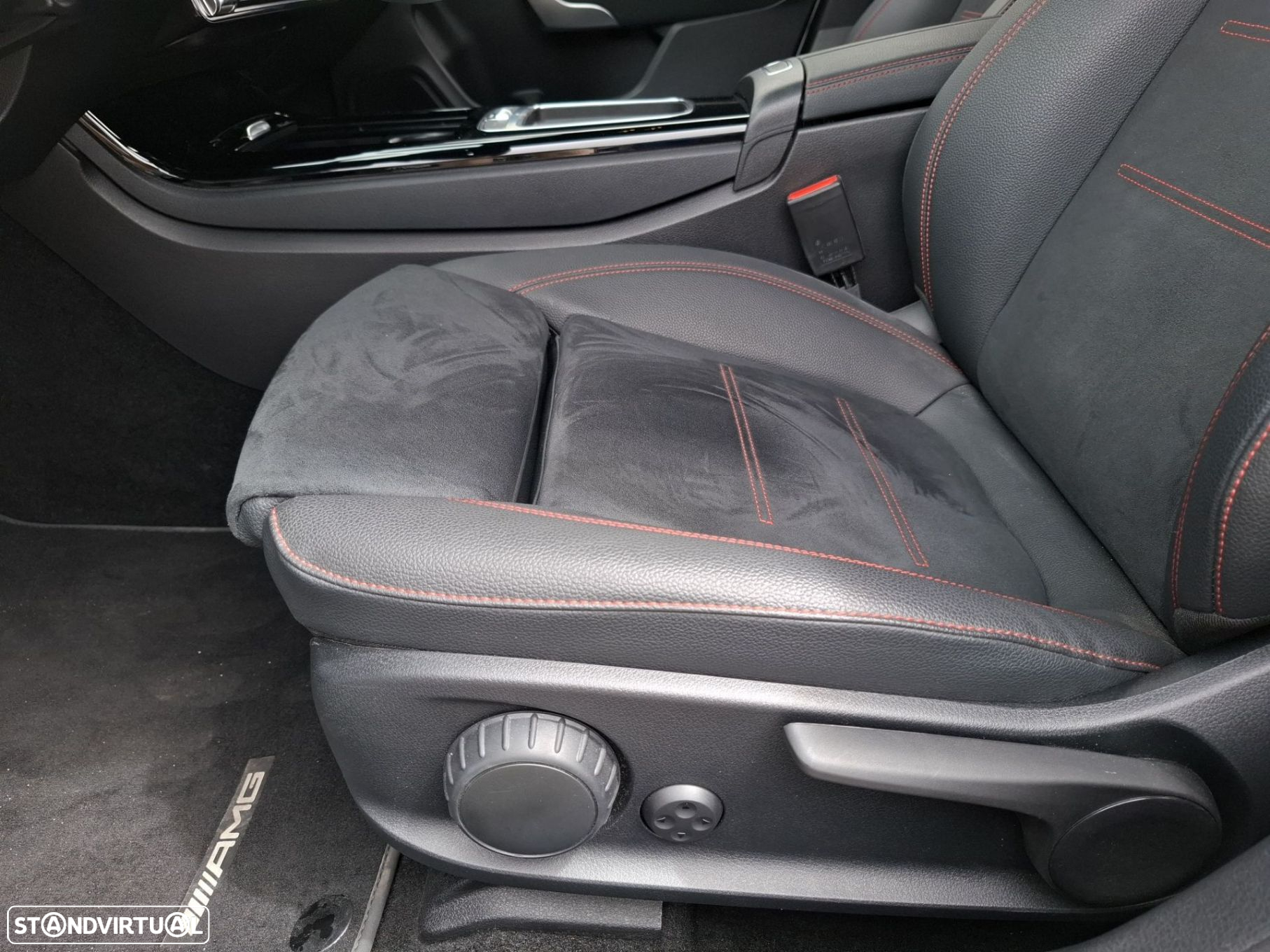 Mercedes-Benz CLA 250 e AMG Line - 15