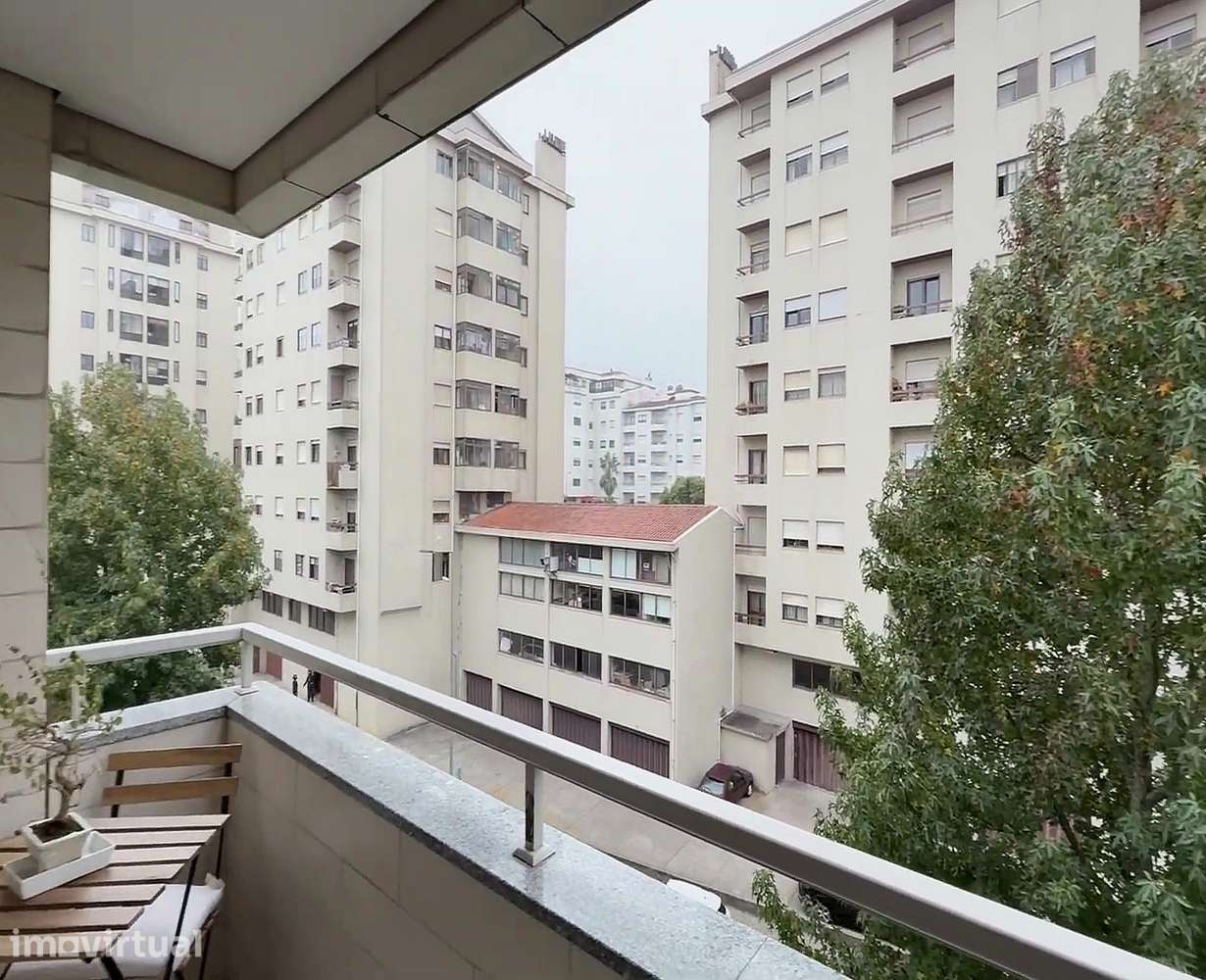 T2 com varanda e ar condicionado em Vila Nova de Gaia - Grande imagem: 5/17
