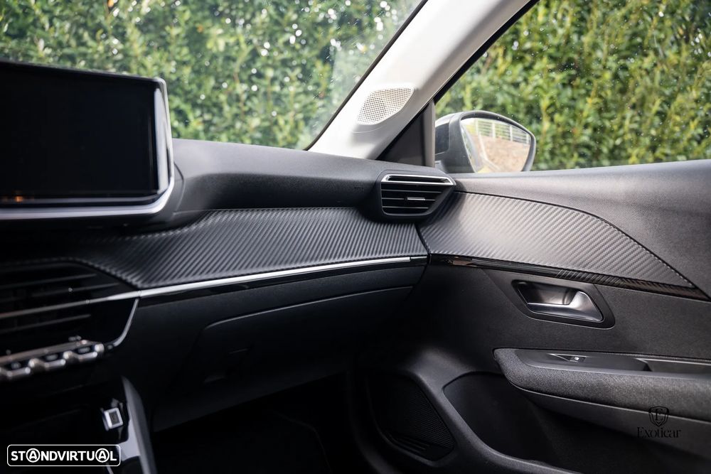 Peugeot 208 1.2 PureTech Style - 21