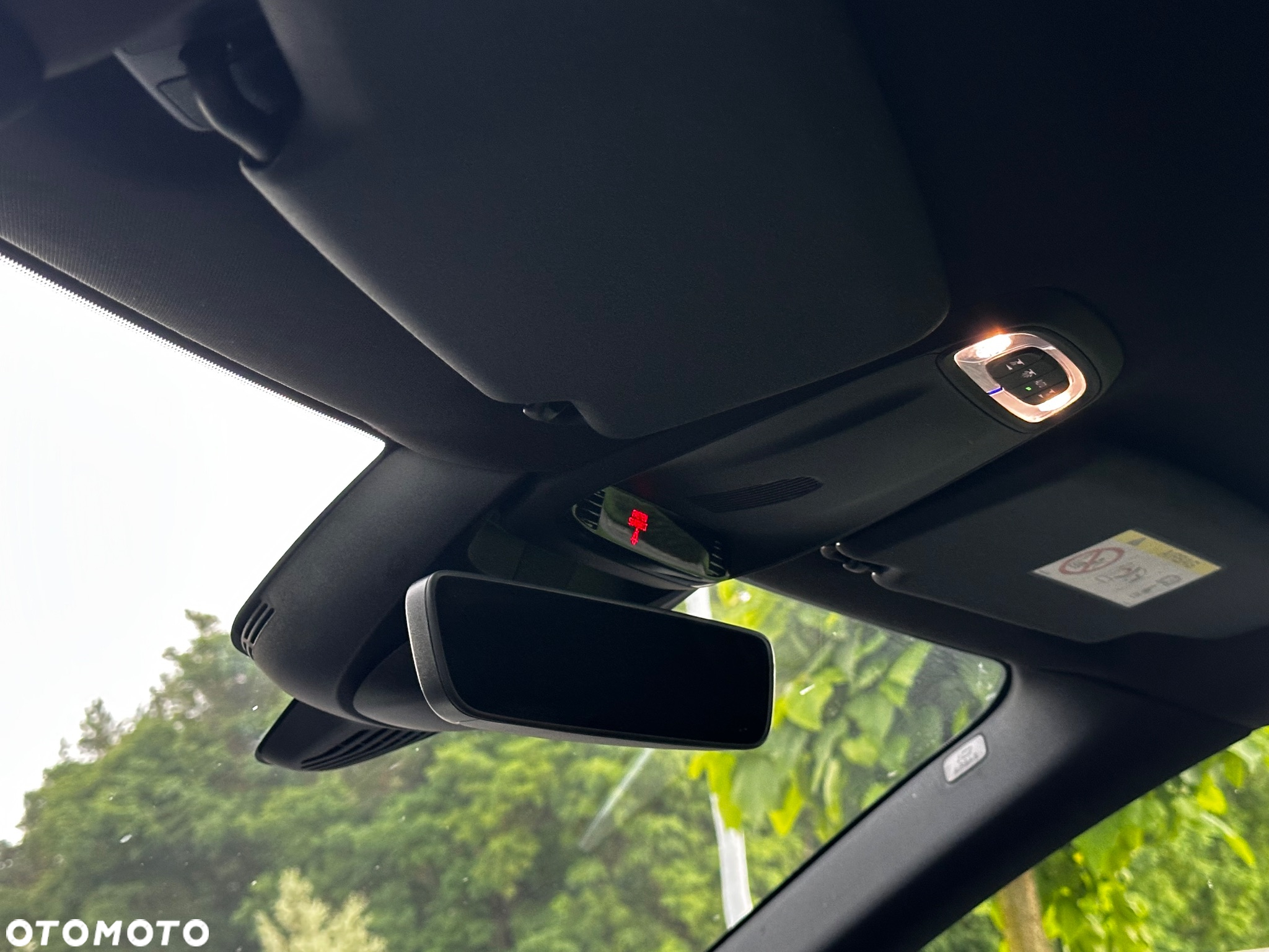 Volvo V40 D4 Drive-E Momentum - 17