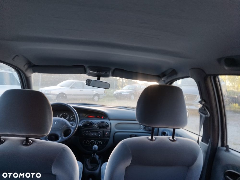 Renault Megane - 23