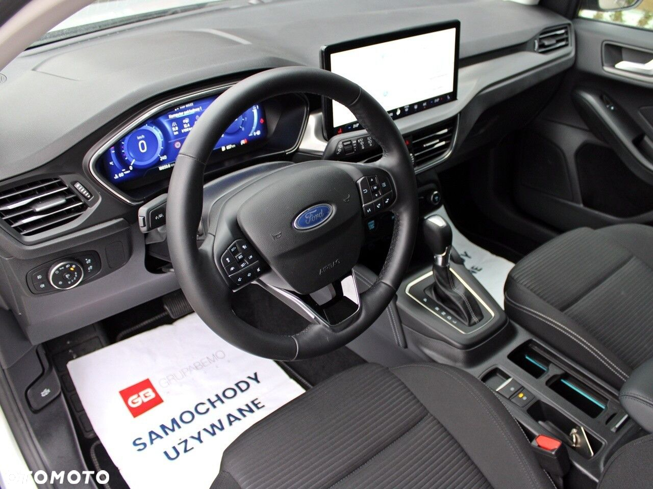 Ford Focus - 12