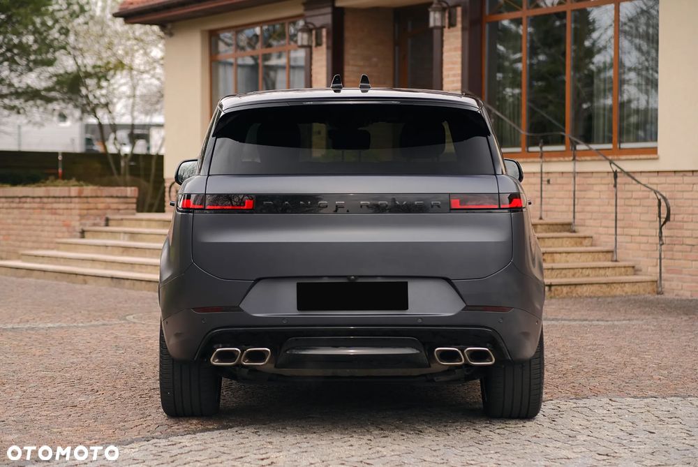 Land Rover Range Rover Sport S 4.4 V8 P530 First Edition - 10