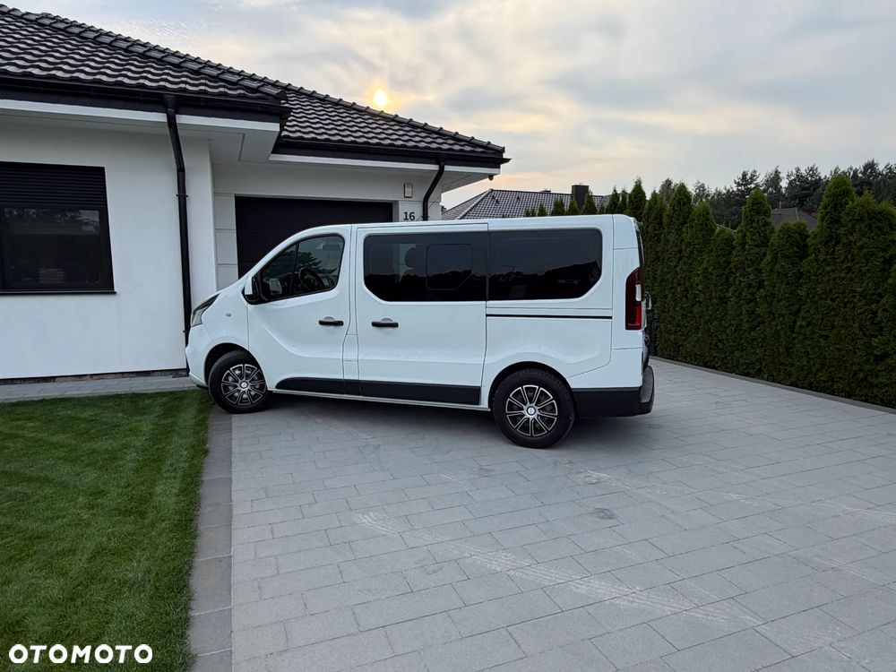Renault Trafic Combi Authentique - 12