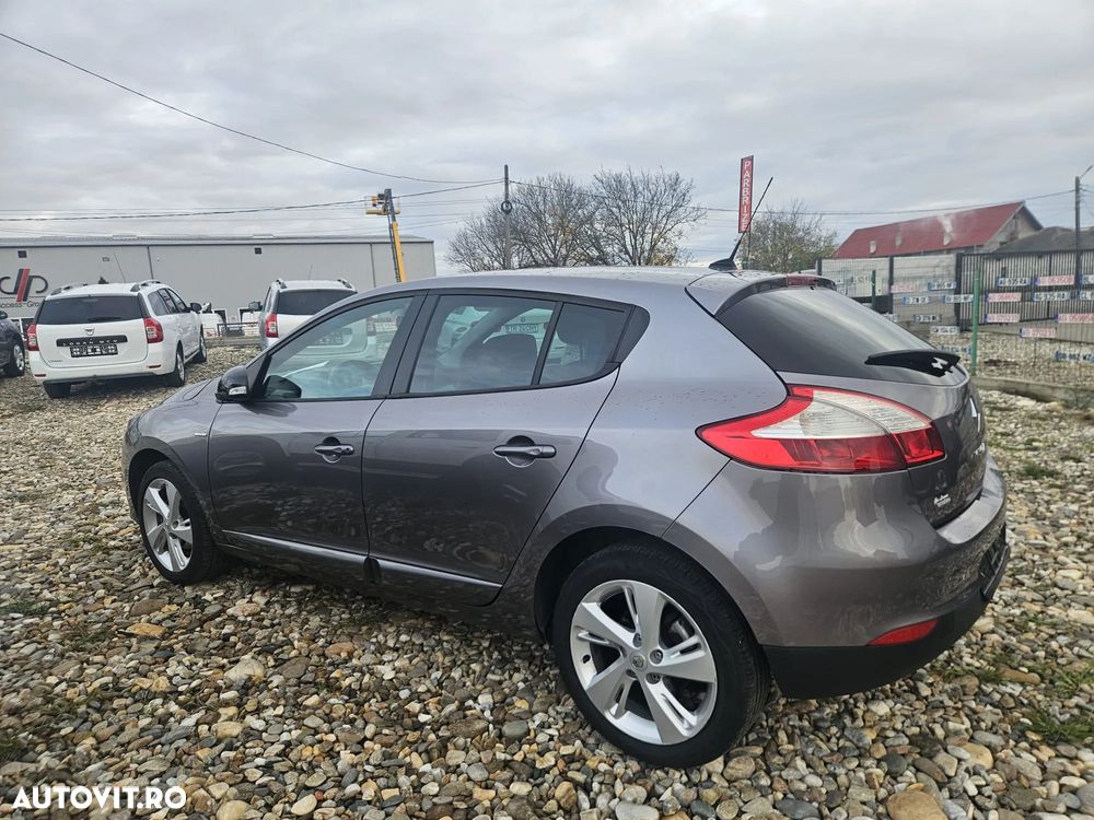 Renault Megane dCi 110 FAP LIMITED - 8