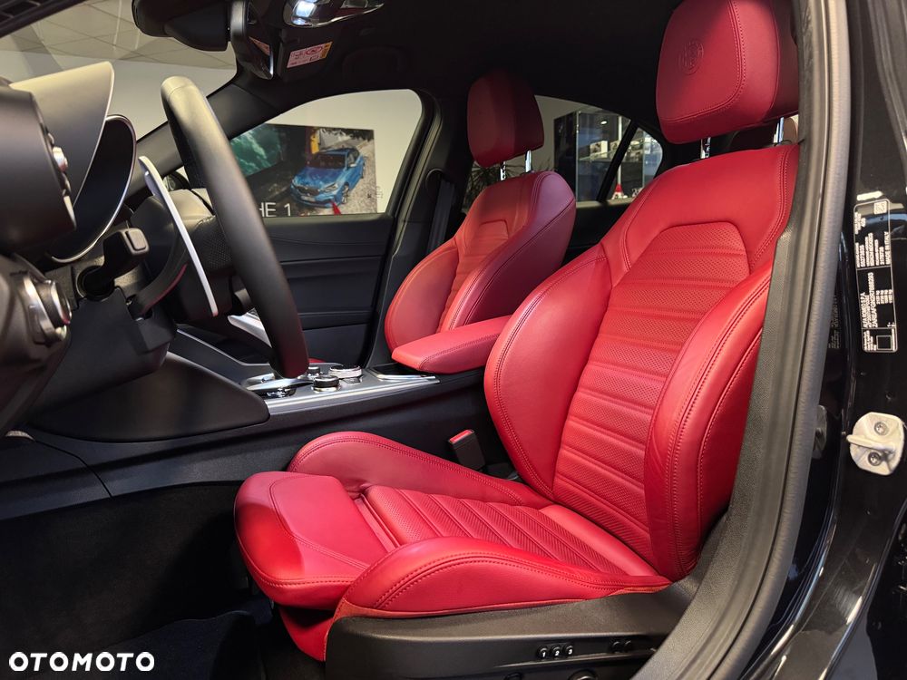 Alfa Romeo Giulia 2.0 Turbo Veloce Q4 - 10