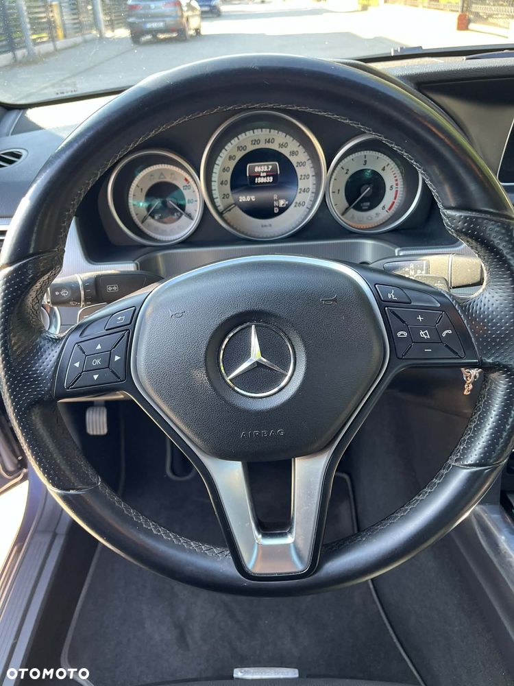 Mercedes-Benz Klasa E 220 BlueTEC 4-Matic Elegance - 9
