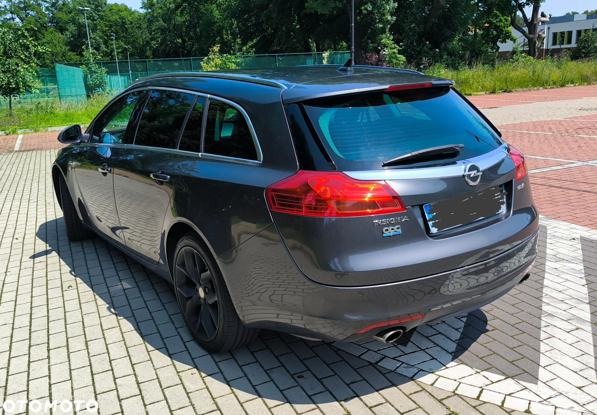 Opel Insignia 2.8 V6 Turbo Sports Tourer 4x4 Automatik - 12