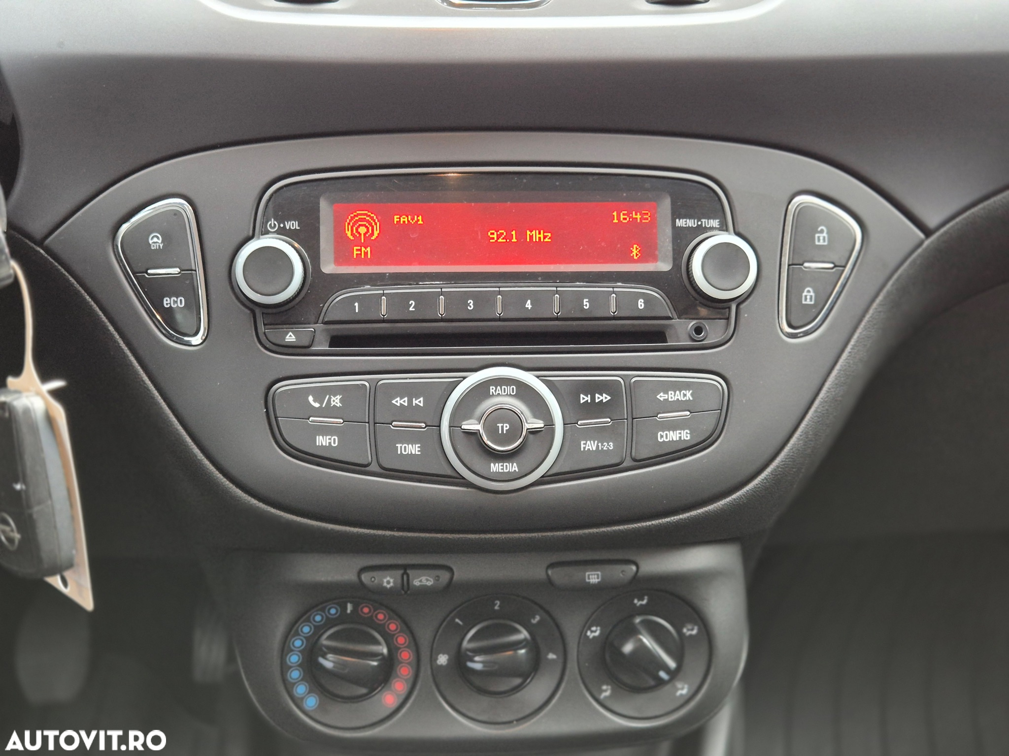 Opel Corsa 1.3 CDTI EcoFlex Start/Stop Essentia - 22
