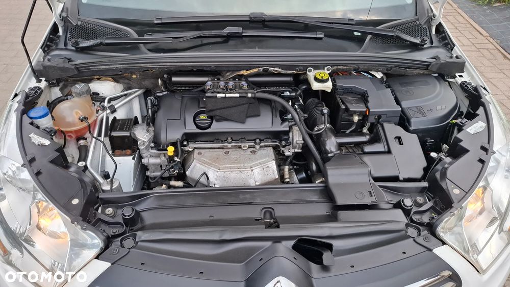 Citroën C4 1.6 VTi Equilibre - 21
