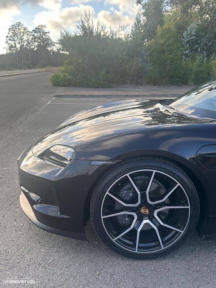 Porsche Taycan Sport Turismo Standard - 11