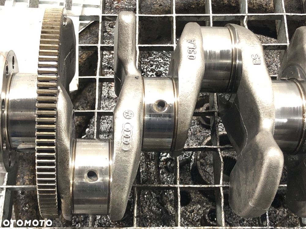 WAŁ KORBOWY  SKODA SUPERB III (3V3) 2015 - 2022 2.0 TDI 147 kW [200 KM] olej napędowy 2020 - 2022 - 6