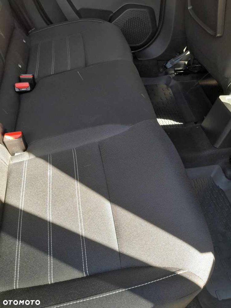 Dacia Logan 0.9 TCe Laureate S&S - 5