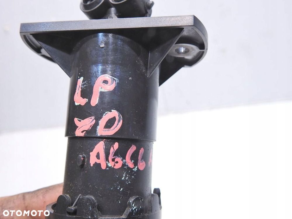 SPRYSKIWACZ LAMPY LEWY AUDI A6 C6 4F0955101 - 2