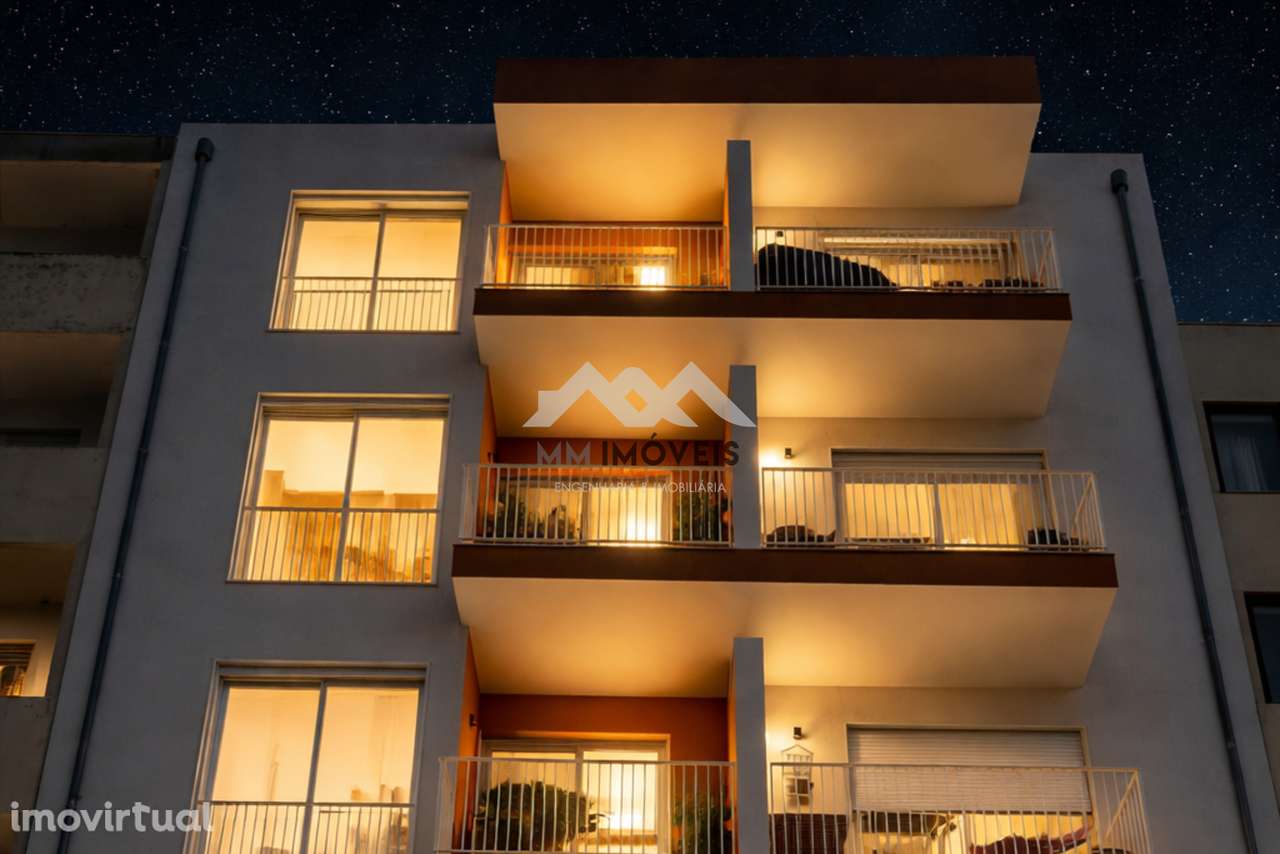 Apartamento T0 | Rio Tinto | Garagem | Elevador | PRONTO A ESCRITURAR - Grande imagem: 2/23