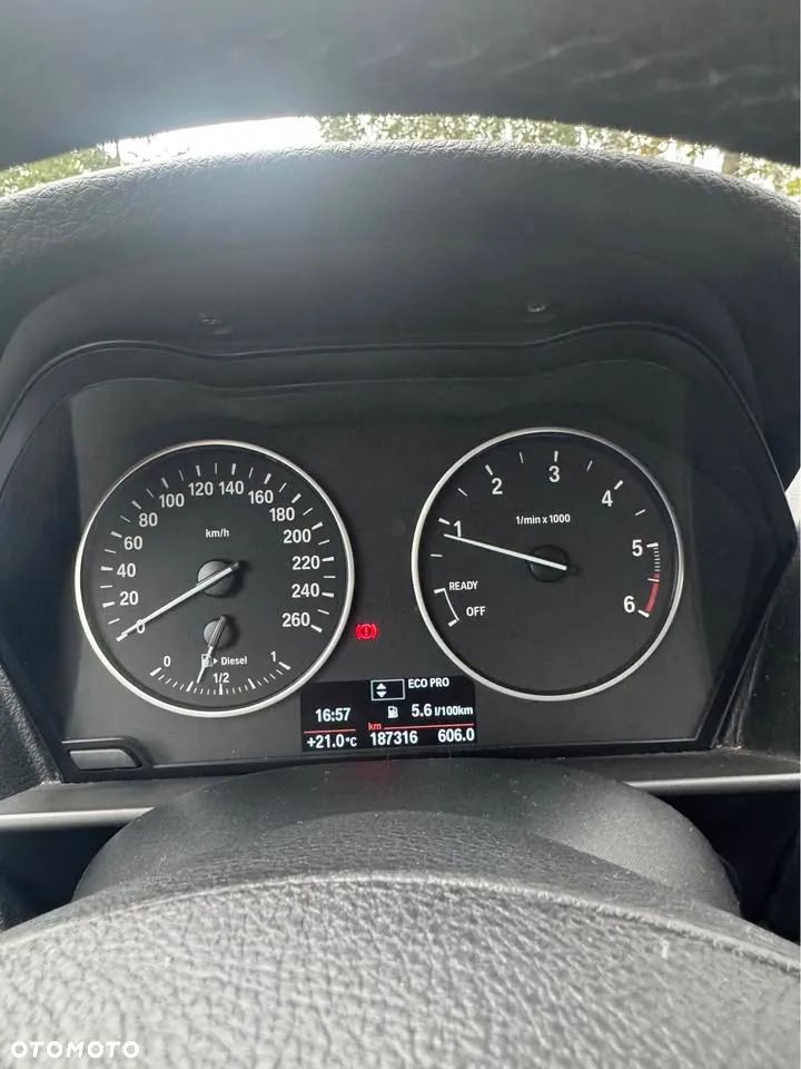 BMW Seria 1 116d EfficientDynamics - 9
