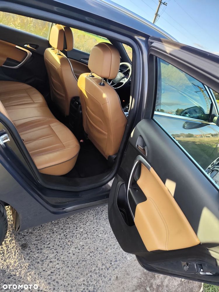 Opel Insignia 2.0 CDTI Executive - 11