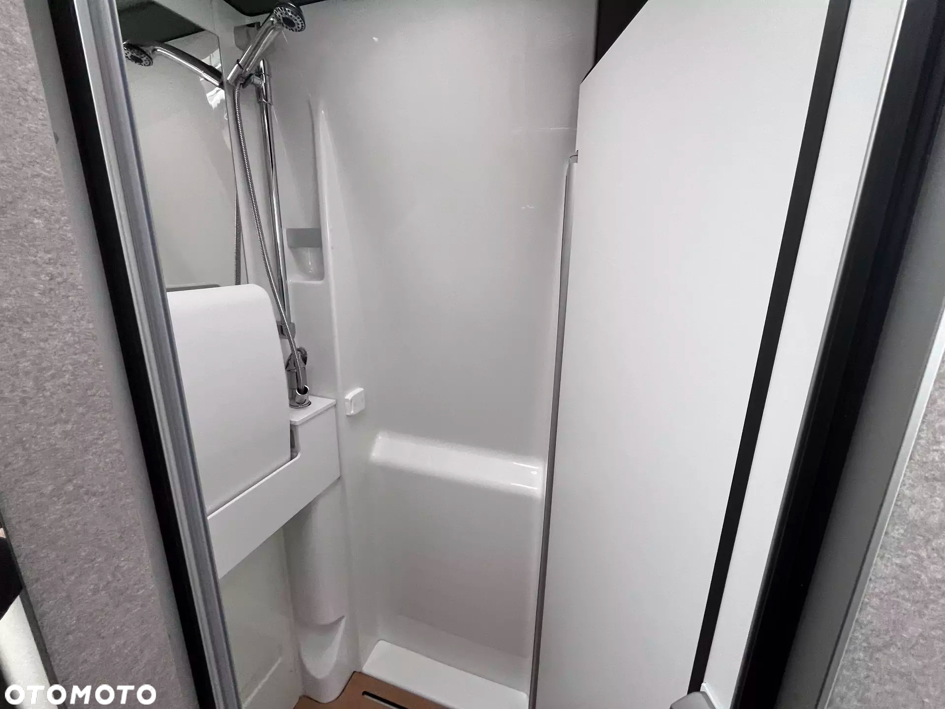 Hymer-Eriba Grand Canyon S 700 - 18