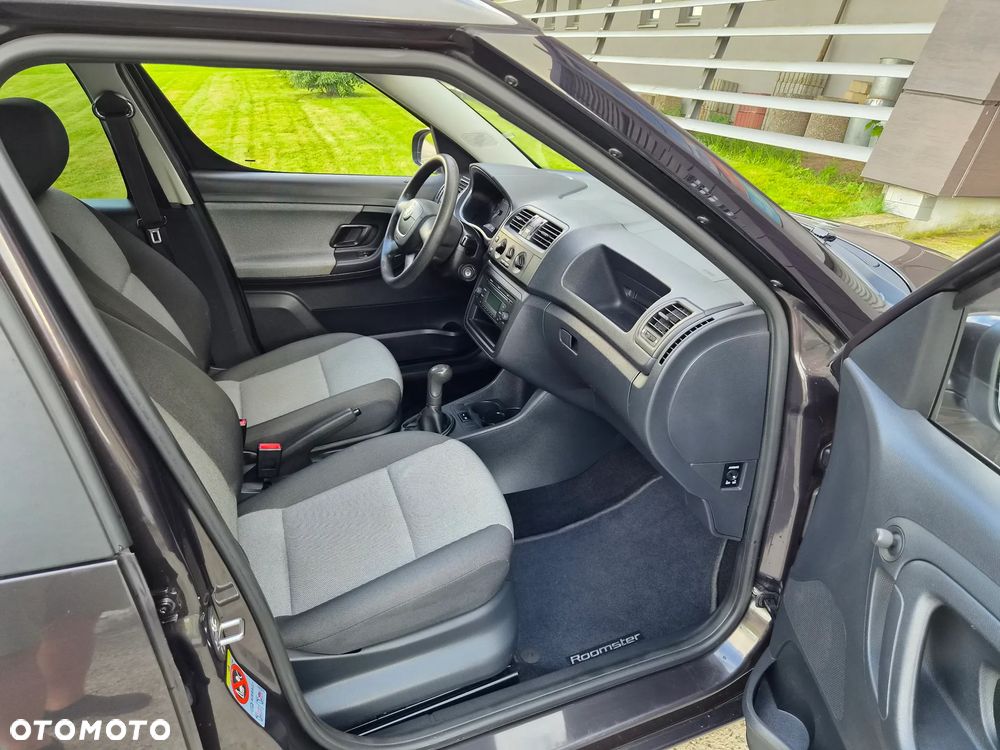 Skoda Roomster 1.4 16V Elegance - 26