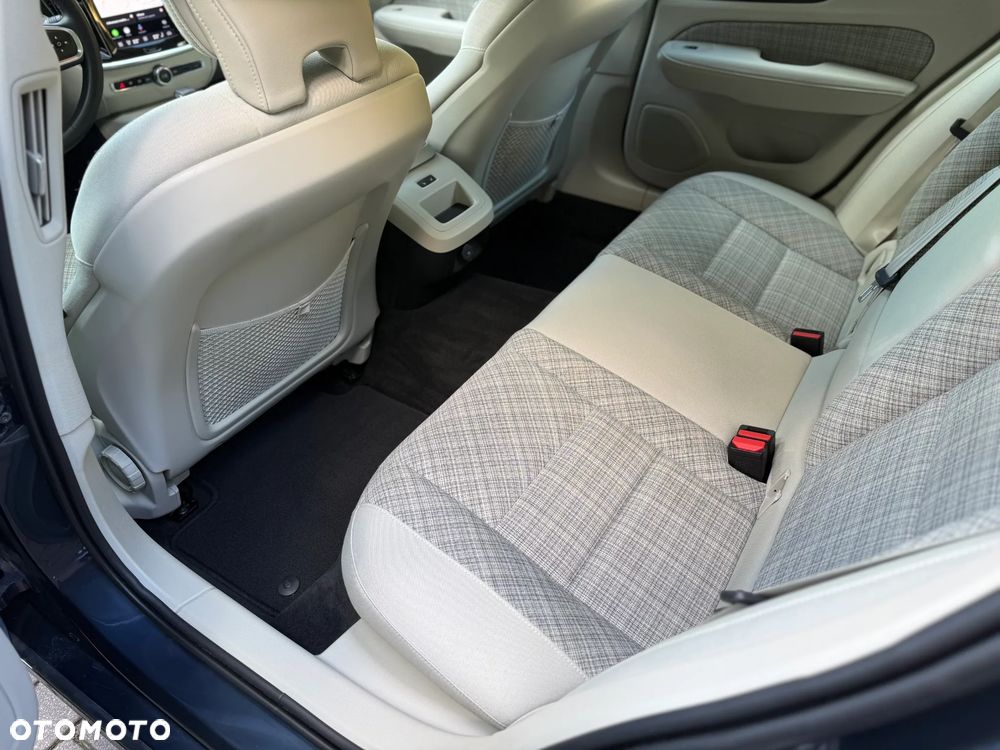 Volvo V60 B4 D Core - 10