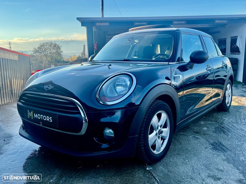 MINI 5 Portas Cooper D - 46