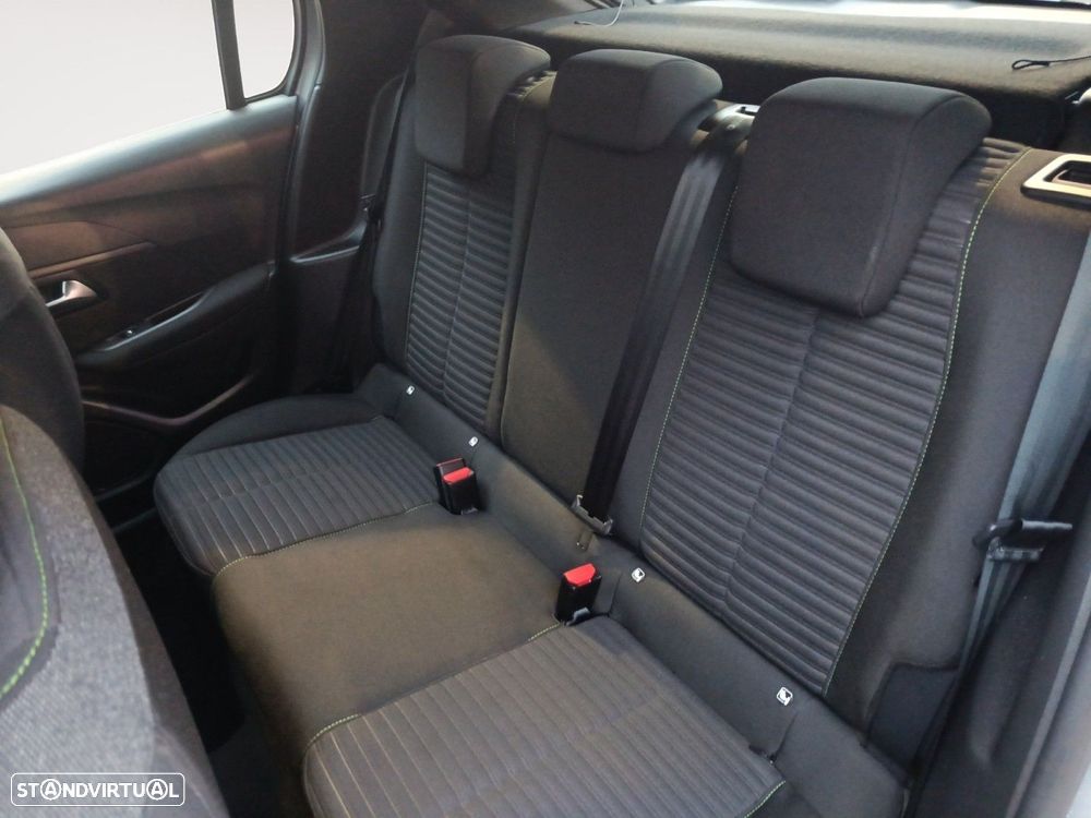 Peugeot 208 1.2 PureTech Active - 13