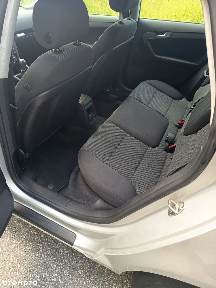 Audi A3 Sportback 1.6 Ambiente - 7